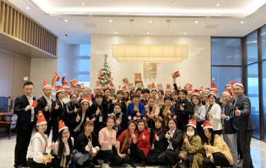 翌芙萊全體員工祝大家圣誕節(jié)日快樂(lè)！